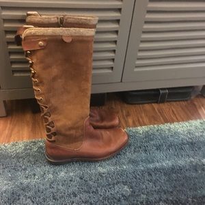 Ugg 6.5 limited edition boots!!